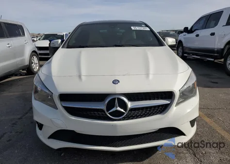 2015 Mercedes-Benz Cla 250 z USA, uszkodzony, nr VIN WDDSJ4EB2FN242586